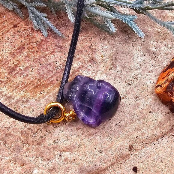 Nature Purple Fluorite Carved Cute Rabbit Pendant Necklace - Picture 9 of 10